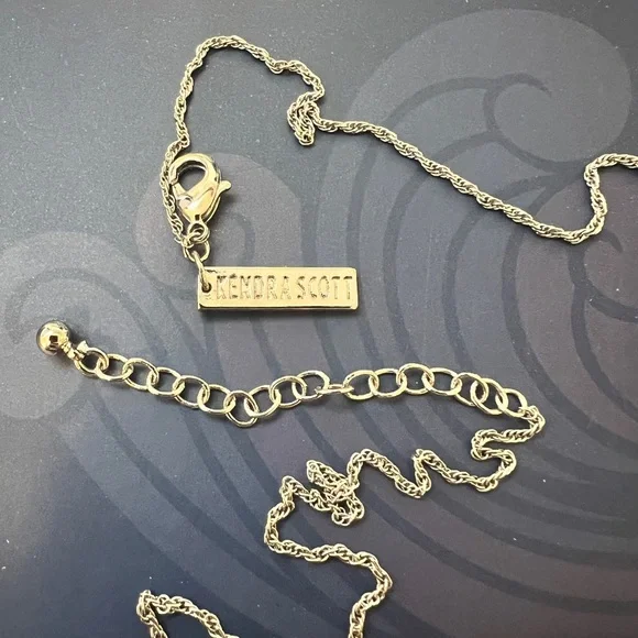 Vintage Kendra Scott Necklace - Picture 3 of 4